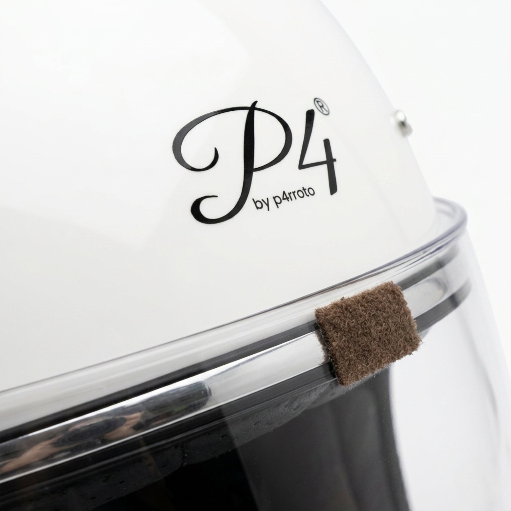 P4® - CROWN
